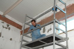 Schmei� mal den Strom  hoch . . .