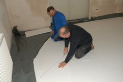 . . . on du m�chst d� wer kapott . . .