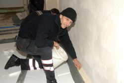 Vorratskeller f�r eventuelle Untermieter mit den langen "Schw�nzen"