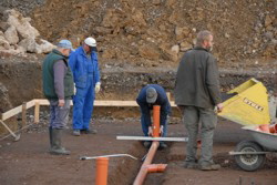 Das Wasser soll "waagerecht" im Rohr abflie�en.