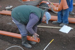 Mit jeder Menge Vaseline  . . . 