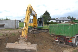 Der "Lindenplatz" wird gestaltet . . .