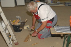 Noch was "Mutterholz" machen und dann ist Feierabend. 