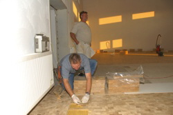 Ludger ist erstaunt �ber die z�gigen Arbeiten.