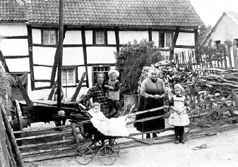 Haus Muu�e 1927. Das Haus war damals im Besitz der Familie Karl Breuer. Repro: Archiv DGKV