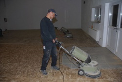 1933_Rudi ist heute ein "80ziger" Schleifer.