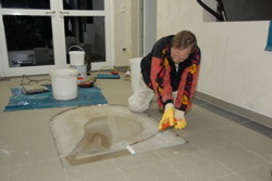 Verteilen von Harzen . . . 