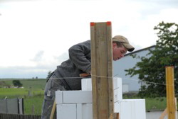 Da geht es schon ganz sch�n tief runter . . .