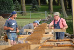 Was tut man nicht alles f�r eine sch�ne lange Theke . . .