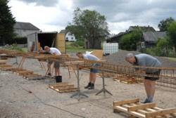 zwei links . . . zwei rechts . . . 