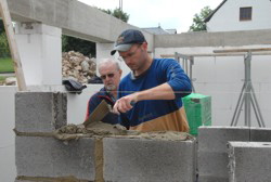 . . . ein guter "M�rtelverteiler" ist . . .