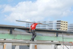 Zuleitung f�r die Regensp�lmaschine wird verlegt.