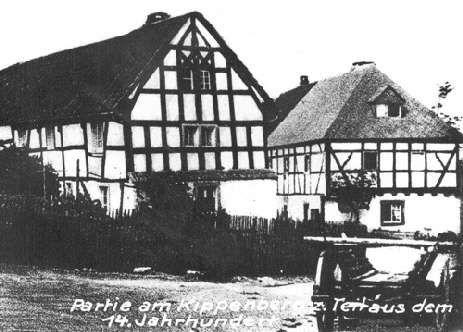 Ausschnitt aus einer Postkarte aus dem Jahr 1935, die Schieflage des Giebels ist un�bersehbar.  Repro : DGKV